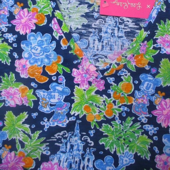 Lilly Pulitzer x Disney ~ Etta V Neck T-Shirt ~ Lilly Loves Disney ~ L - Picture 5 of 8